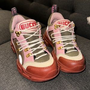 Womens gucci boot 36 (6W)